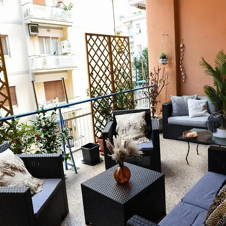 Trastevere Station - Terrace In The Centre